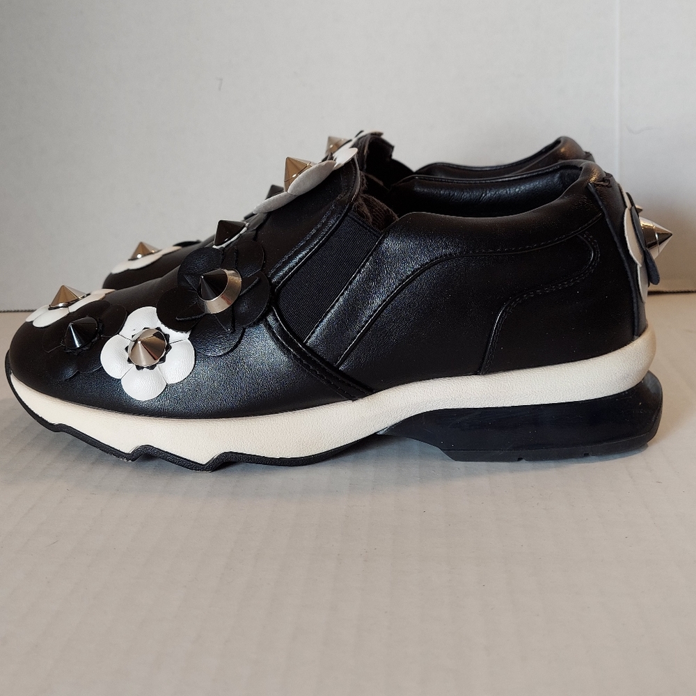 Black White Flower Embellished Slipon Sneakers - Picture 2 of 16